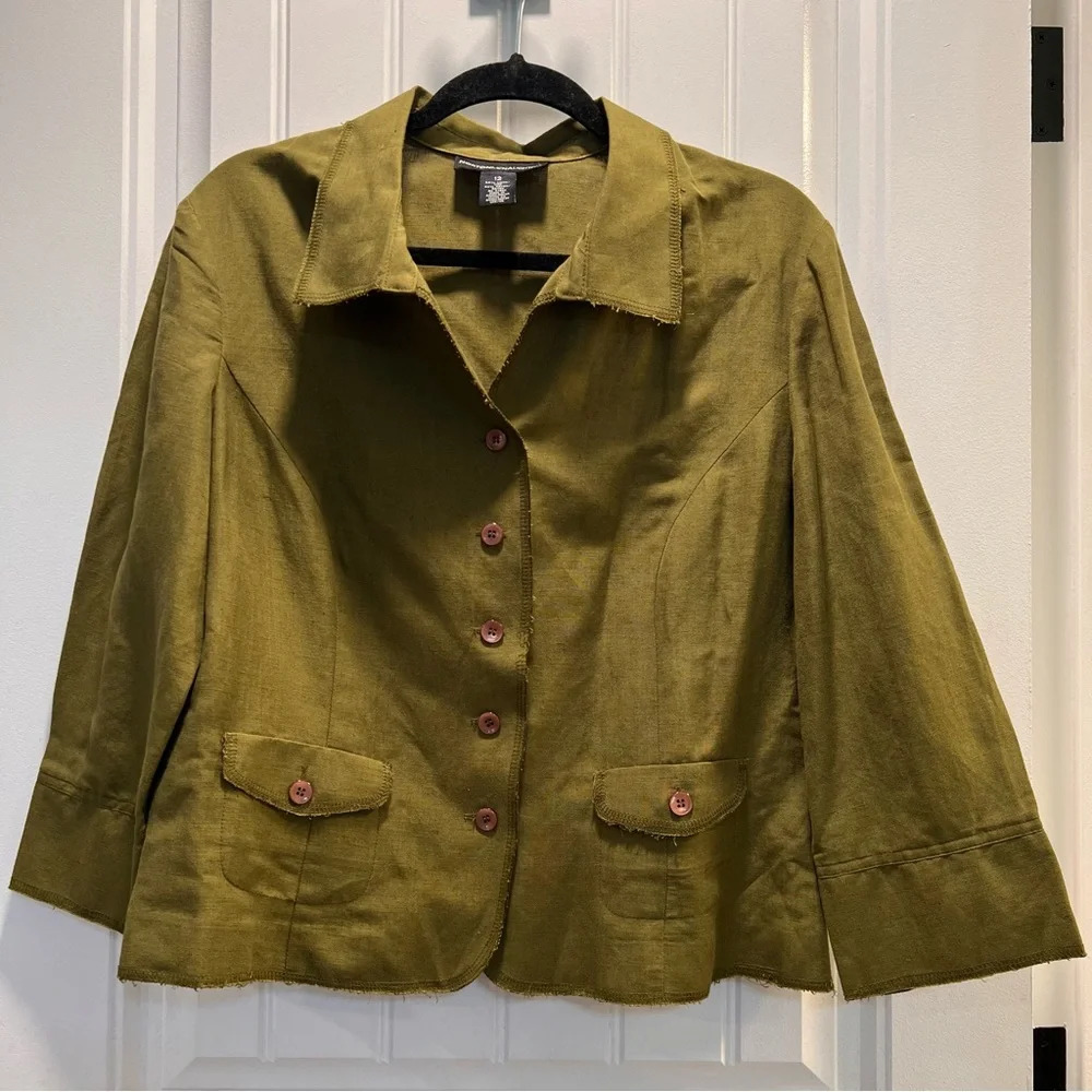 Norton McNaughton Olive Green Raw‎ Hemmed 3/4 Length is Sleeved Blazer. Size 12.